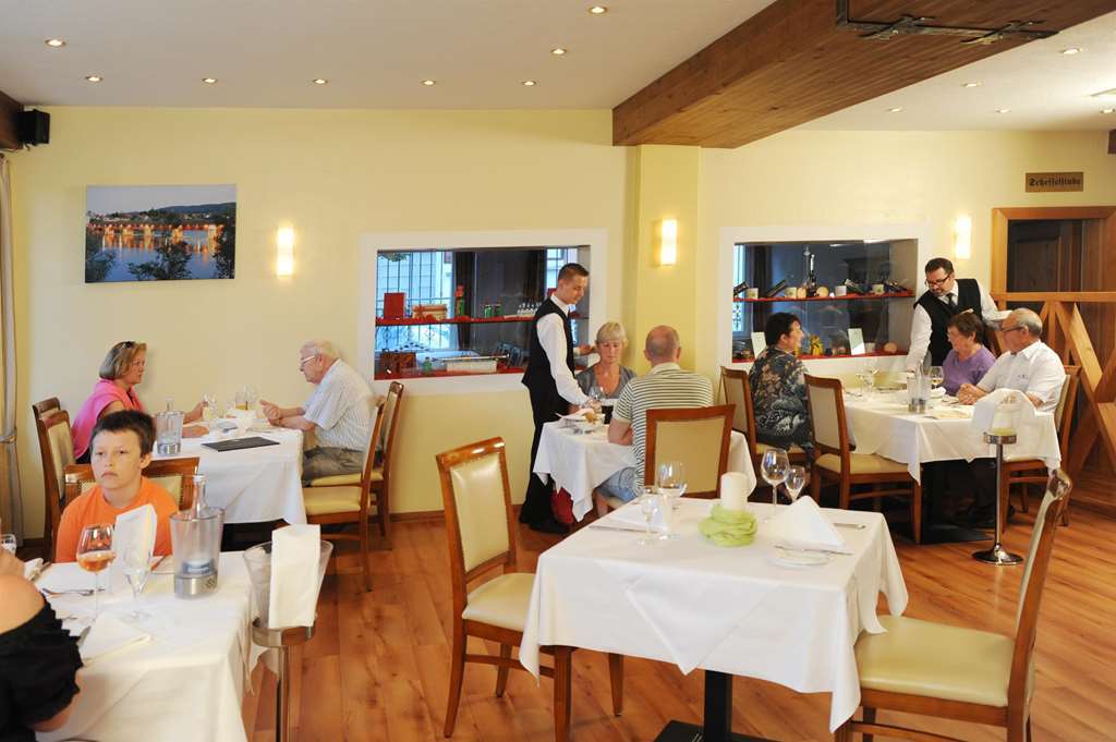 Hotel Goldener Knopf Bad Säckingen Εστιατόριο φωτογραφία